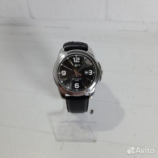 Наручные часы Casio 2784