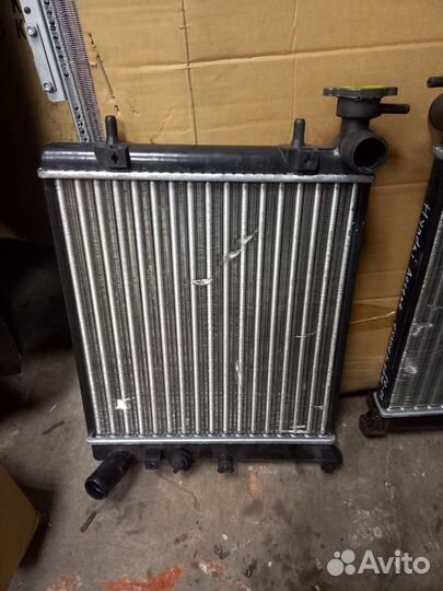 Радиатор охлаждения на hyundai accent