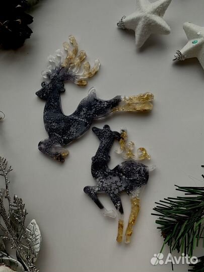 Елочные игрушки из эпоксидной смолы