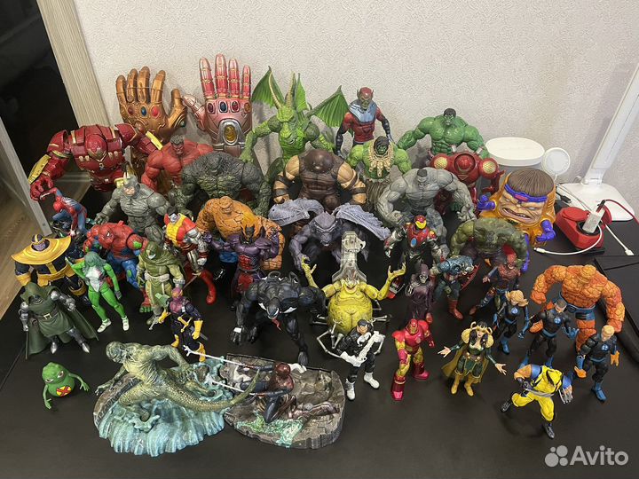 Фигурки Marvel legend, Diamond Select, Toy Biz