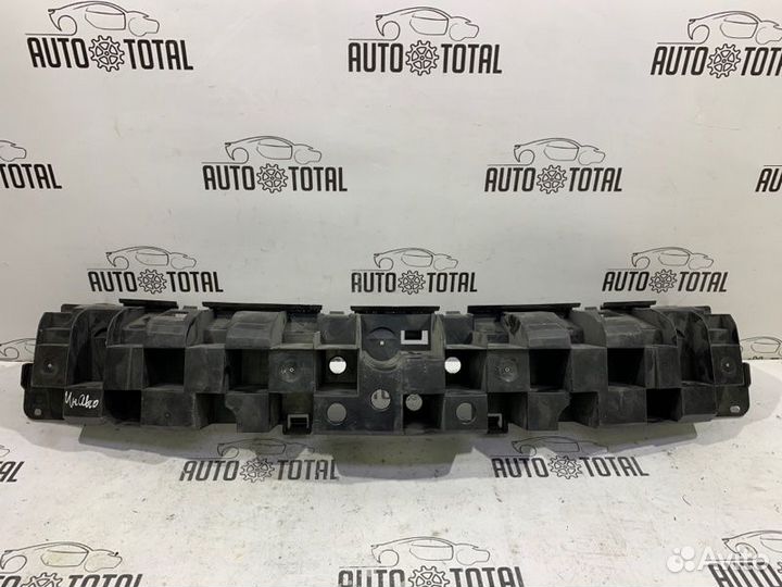 Усилитель бампера передний Opel Astra H