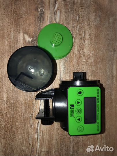 Кормушка для рыб