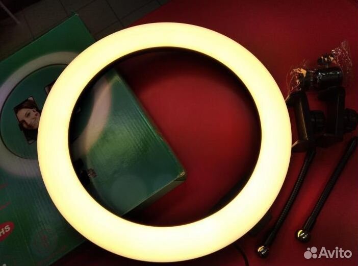 Светодиодная кольцевая лампа 32