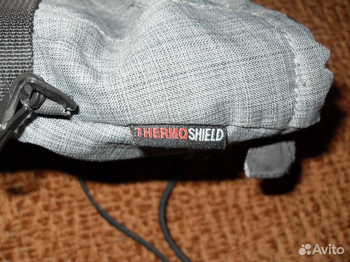 Горнолыжные перчатки