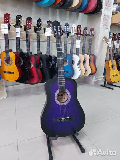 Гитара классическая новая. Отстроенная