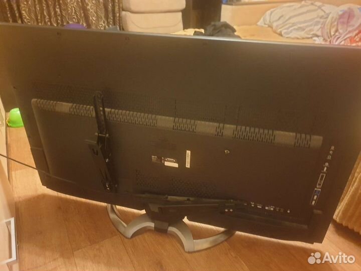 Телевизор Dexp LED U49B9000K