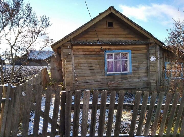 Дом 20 м² на участке 6 сот.