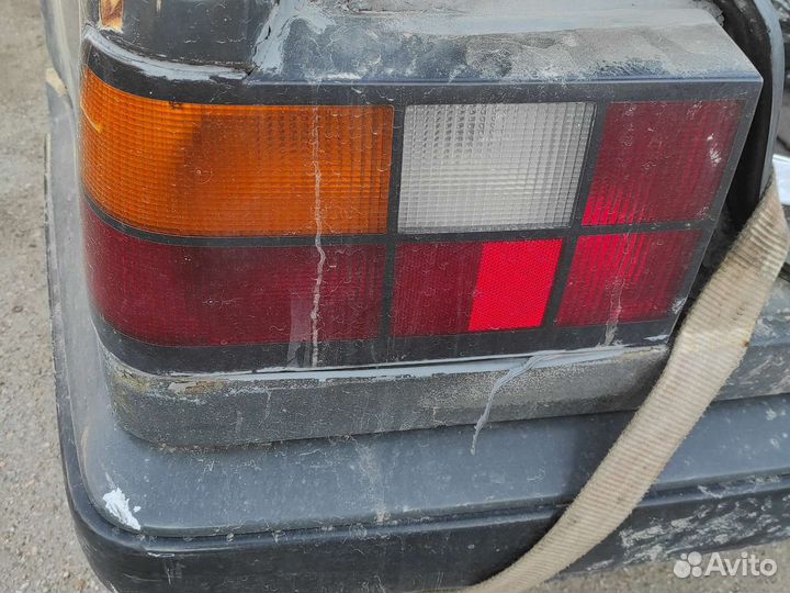 Фонарь задний левый volvo 440