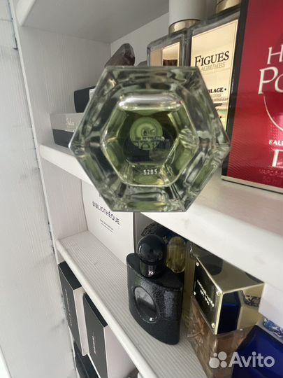 Flora by Gucci Gracious Tuberose Gucci для женщин