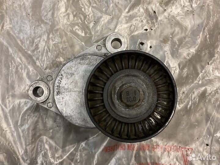 Ролик натяжной навесного оборудования Шевроле Авео