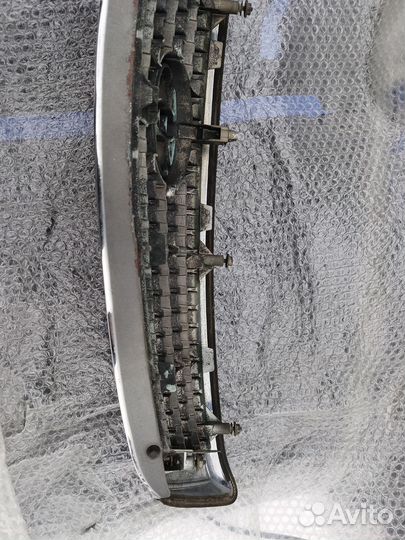 Решётка радиатора Toyota Nadia