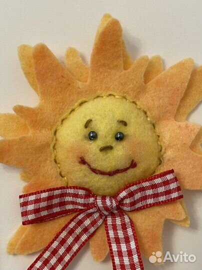 Поделки сувениры брошь магнит Солнышко