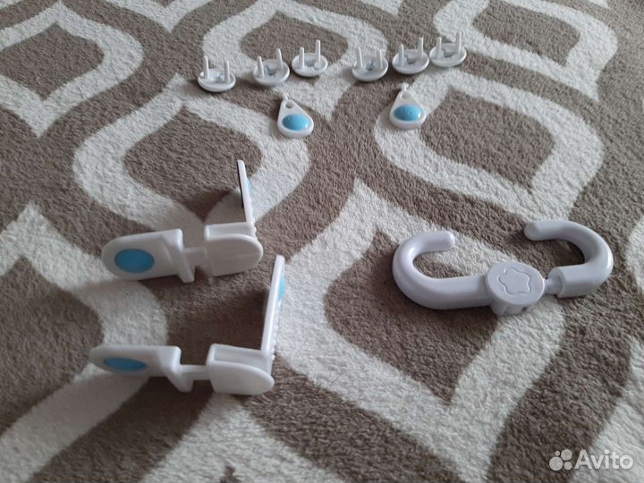 Ограничители и заглушки