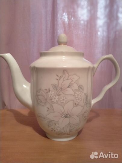 Чайник фарфор: 2л.;1 л