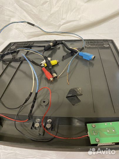 Автомобильный телевизор Videovox AVT-1410RF