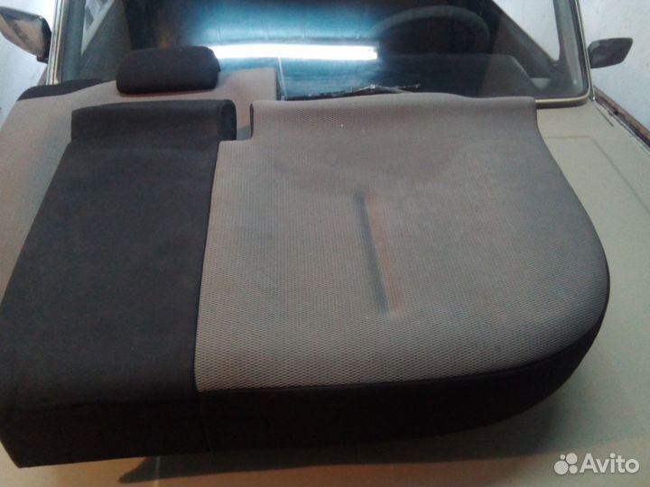 Задние cиденья хетчбэк citroen c4 1 поколения