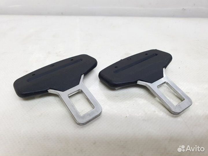 Заглушка ремня безопасности Mercedes-Benz E W211