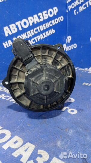 Моторчик печки Hyundai Accent седан G4EC 2005