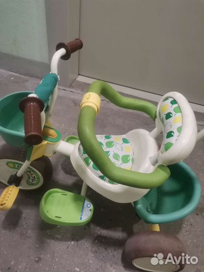 Детский велосипед с родительской ручкой