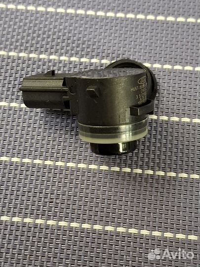 HU5T-15K859-AAW датчик парковки