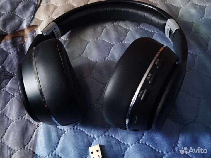 Беспроводные наушники с Bluetooth адаптером