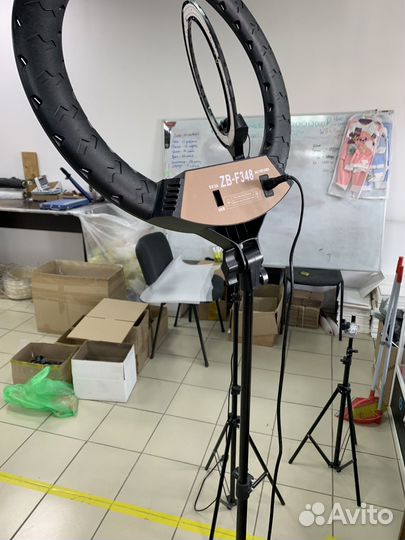 Кольцевая лампа 45 см со штативом