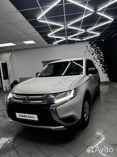 Mitsubishi Outlander 2.0 CVT, 2016, 159 800 км