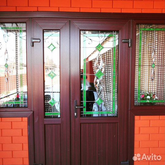 Пластиковая дверь 120х210 66