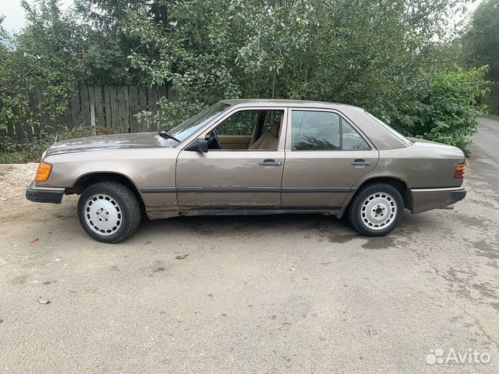 Mercedes-Benz W124 2.3 МТ, 1988, 340 000 км