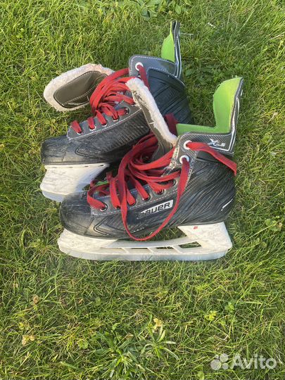 Коньки хоккейные бауер 38