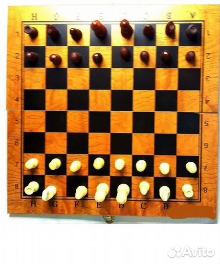 Шахматы нарды шашки из дерева новые разные