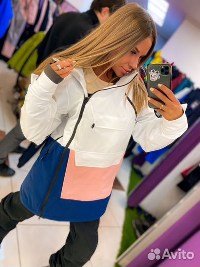 Анорак женский на мембране бело - розовый