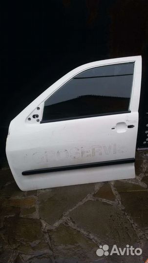 Volkswagen caddy дверь