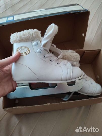 Коньки фигурные детские 28 р-р