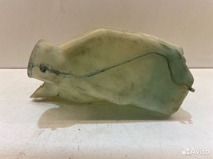 Бачок стеклоомывателя Subaru Impreza седан 1.8