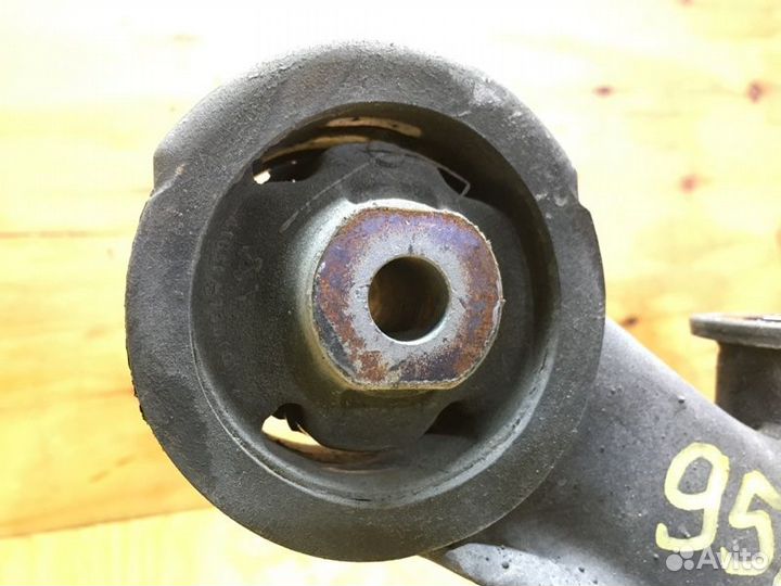 Подушка редуктора Toyota Corolla Fielder NZE144G