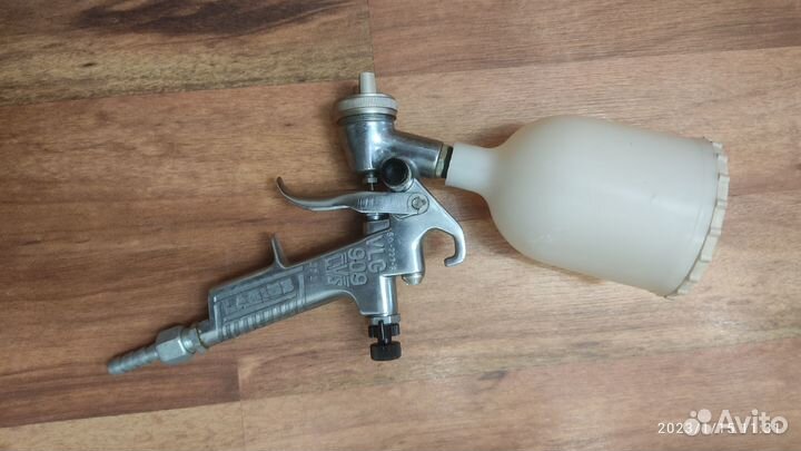 Продам краскораспылитель ручной пневмо со-71В