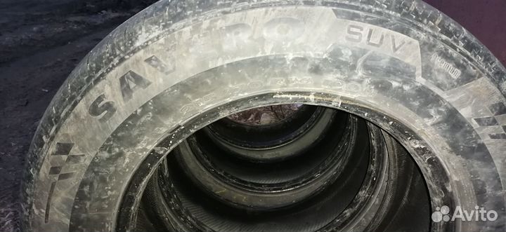 GT Radial Savero SUV 215/70 R16 100H