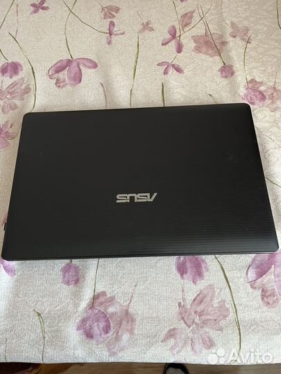 Ноутбук asus