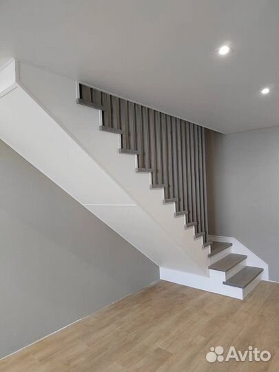 Металлокаркас лестницы