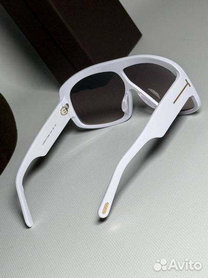 Солнцезащитные очки tom ford