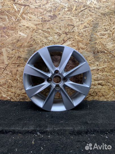 Диск литой r16 4*100