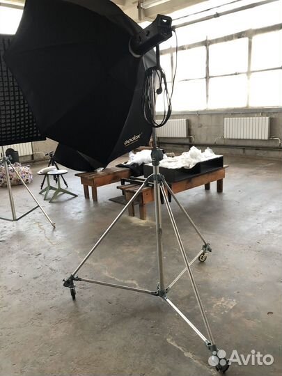 Аренда студийного импульсного света Bowens