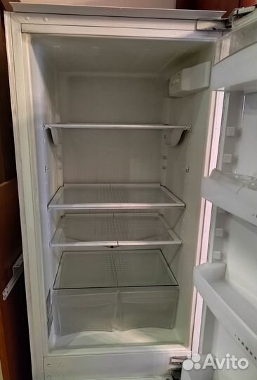 Холодильник встроенный б/у Gorenje, Горенье