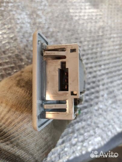 Плафон салонный Volkswagen Sharan