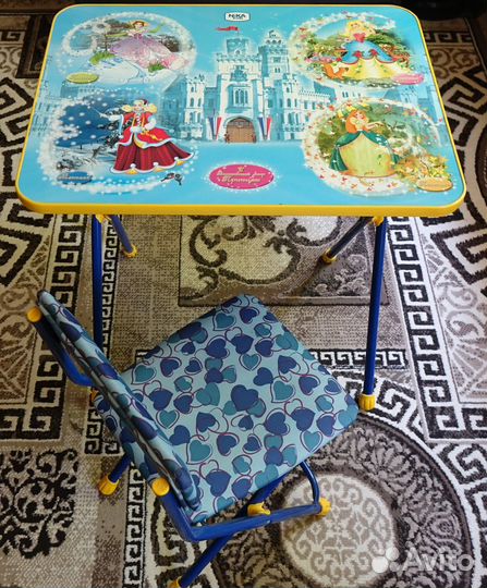 Комплект детской мебели стол и стул