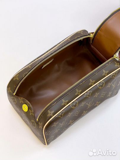 Косметичка Louis Vuitton Cosmetic Pouch