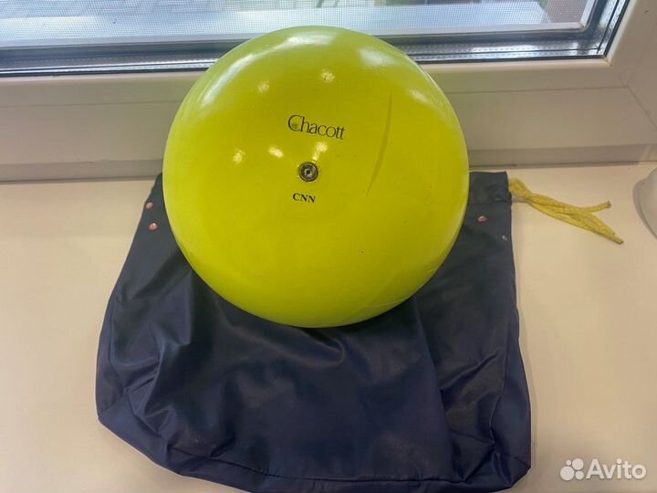 Мяч гимнастический, булавы