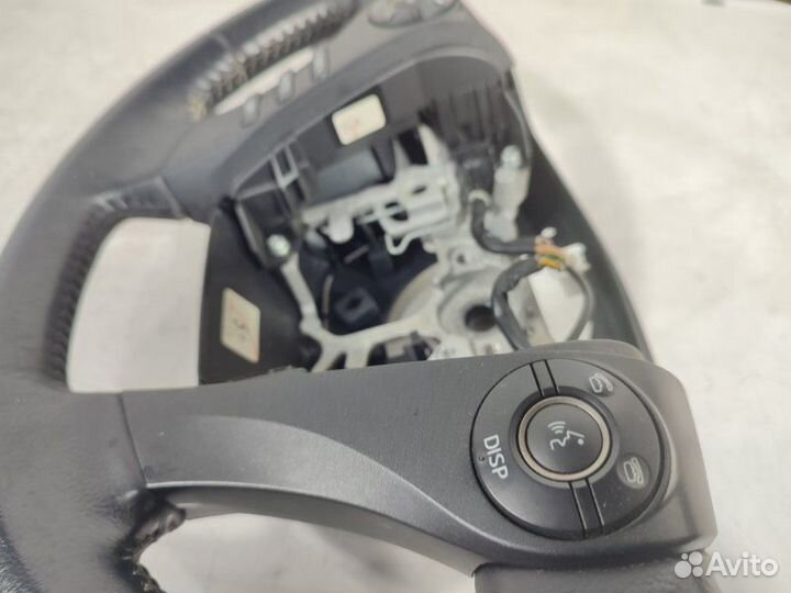 Руль Toyota Sai AZK10 2azfxe 2015