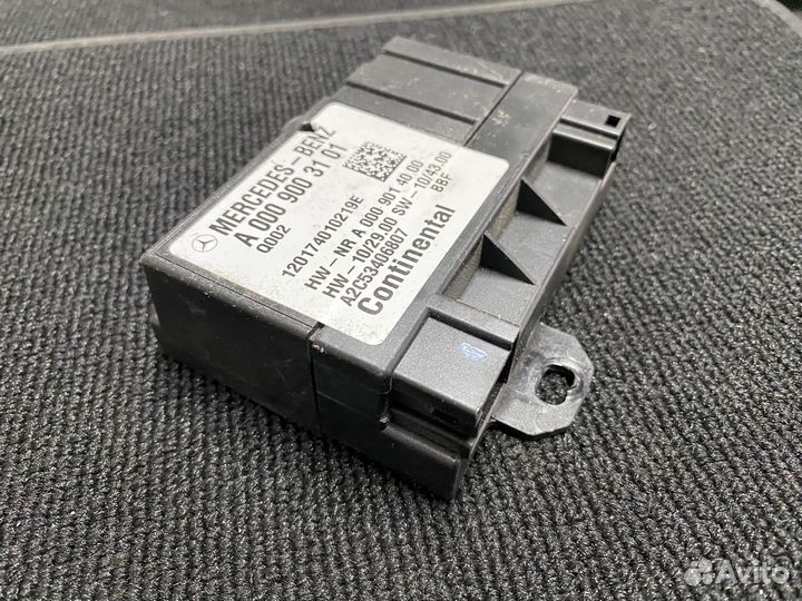 Блок управления топливным насосом Mercedes 31 01